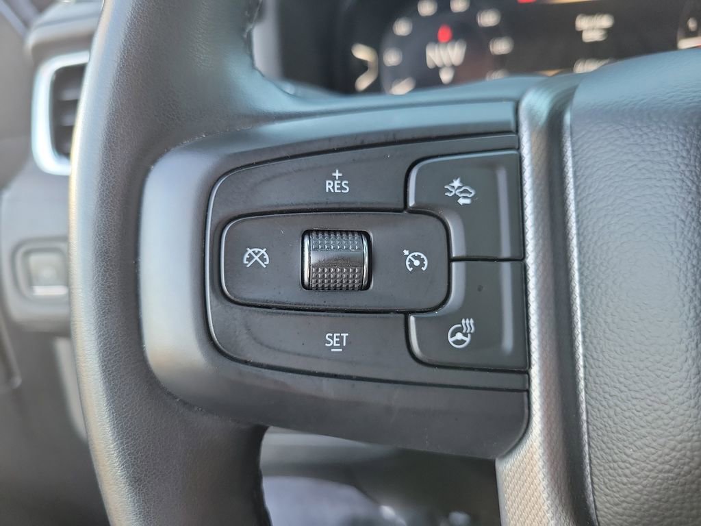 Used 2023 GMC Yukon Denali image 5