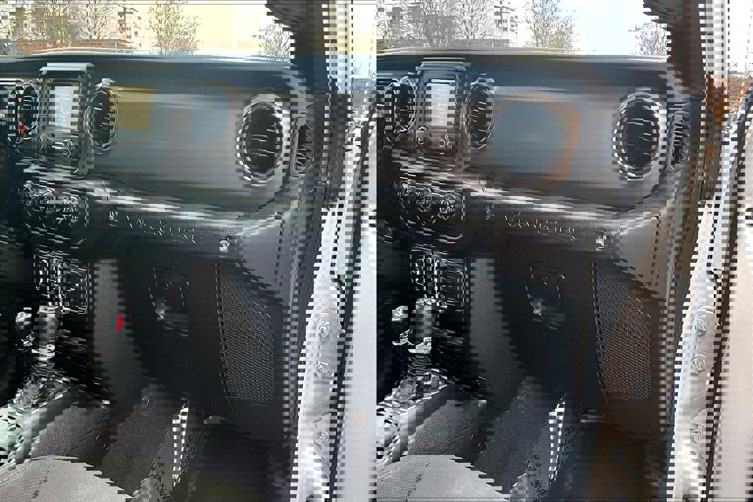 Used 2018 Jeep Wrangler Unlimited Sport S image 14