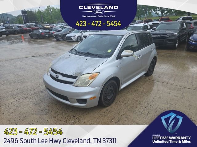 Used 2006 Scion xA FWD image 1
