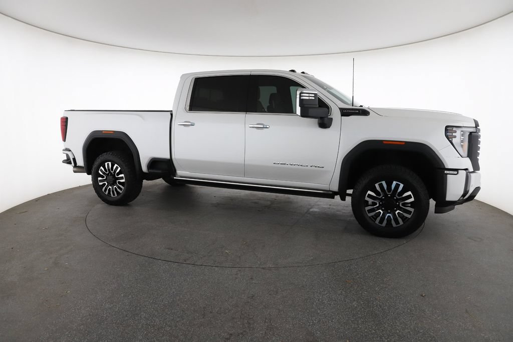 Certified 2025 GMC Sierra 2500 Denali Ultimate w/ Max Trailering Package AWD/4WD image 15