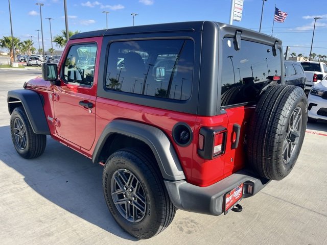 Used 2019 Jeep Wrangler Sport image 4