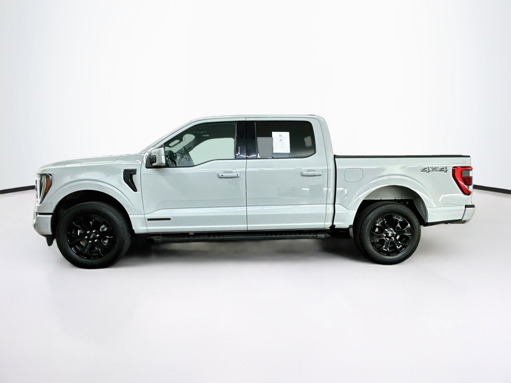 Used 2023 Ford F150 Lariat w/ Equipment Group 502A High AWD/4WD image 4