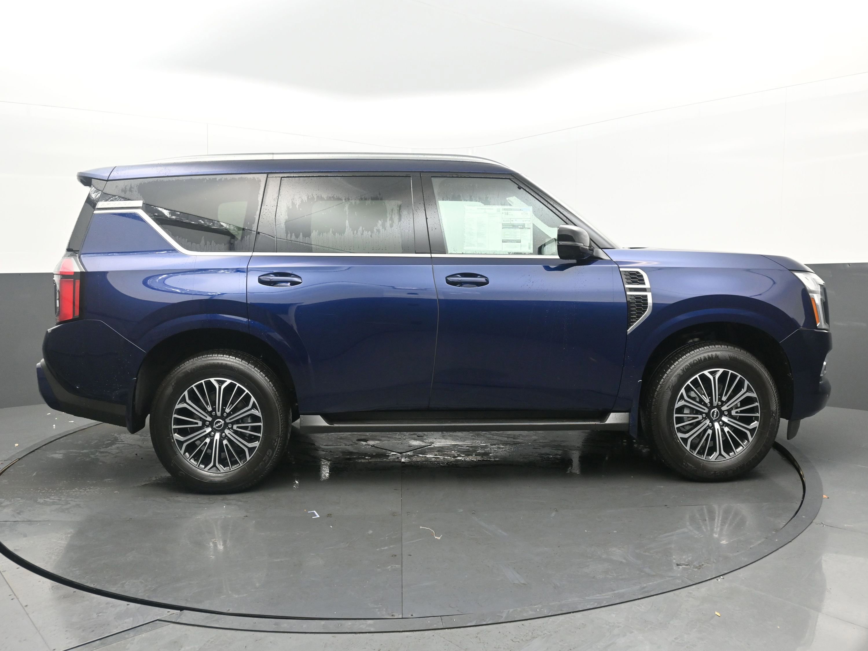 New 2025 Nissan Armada SL image 8