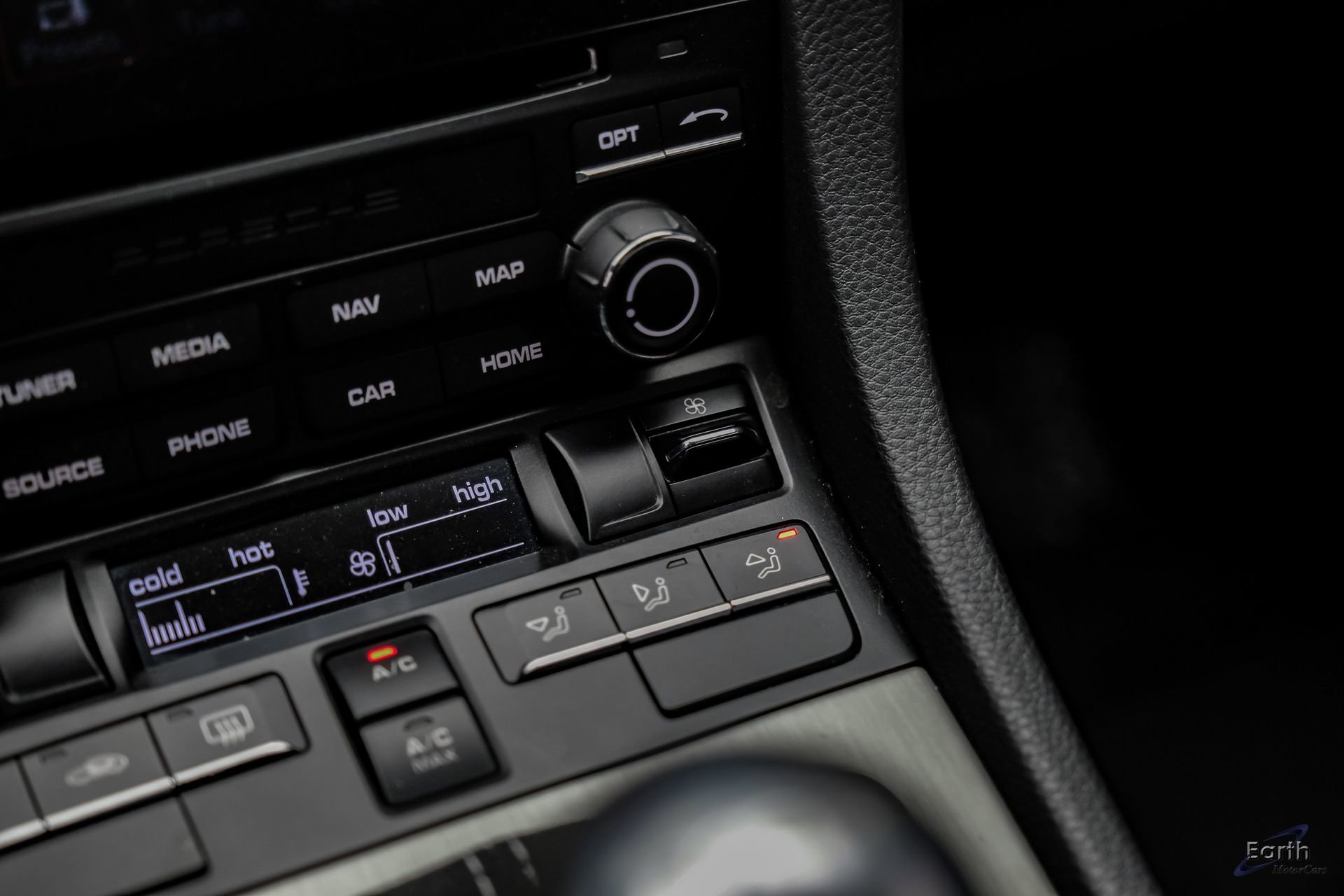 Used 2020 Porsche 718 Cayman GT4 image 77