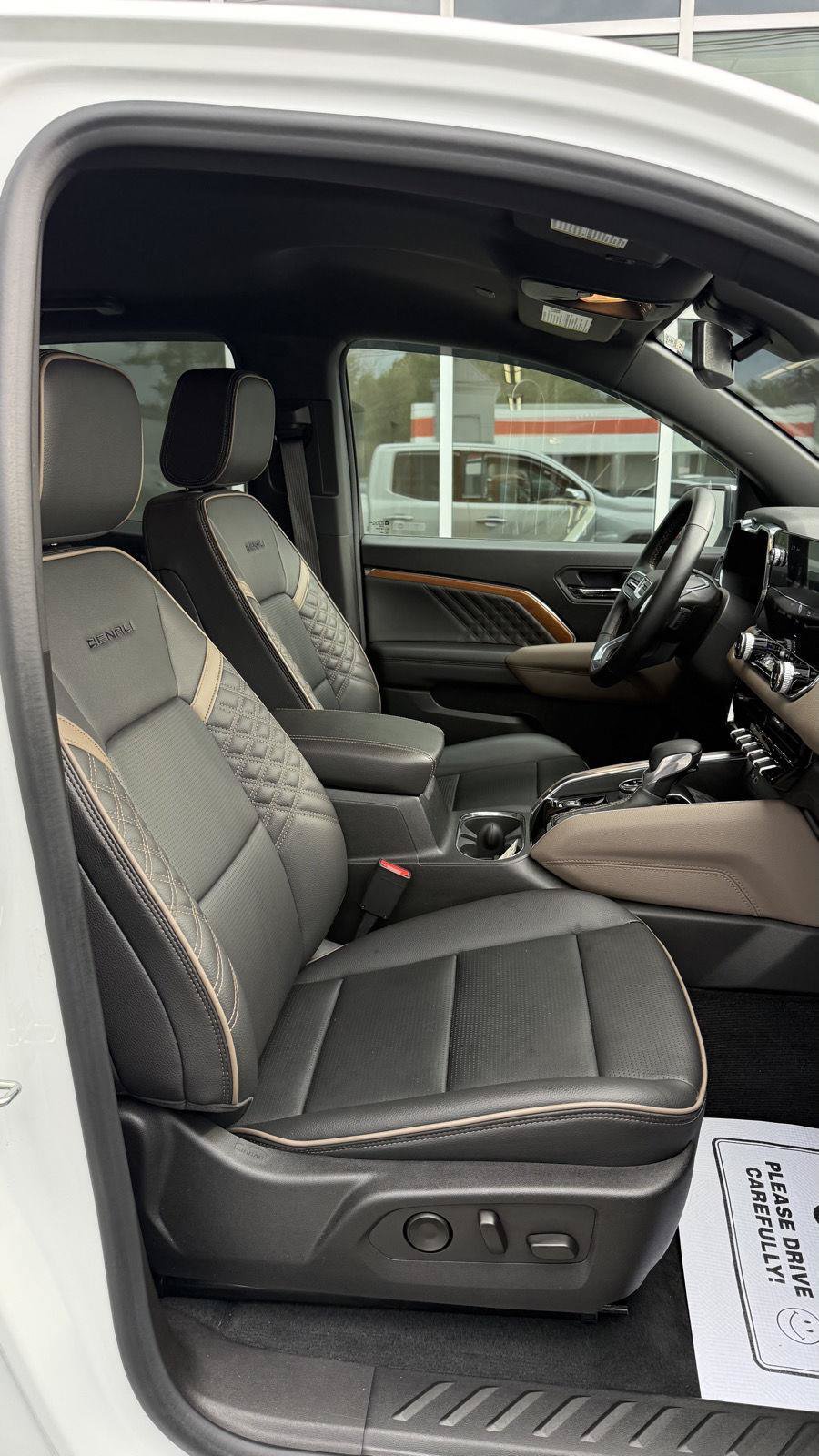 Used 2023 GMC Canyon Denali AWD/4WD image 27