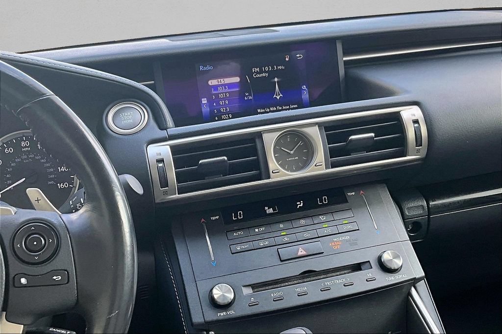 Used 2016 Lexus IS 200t RWD image 10