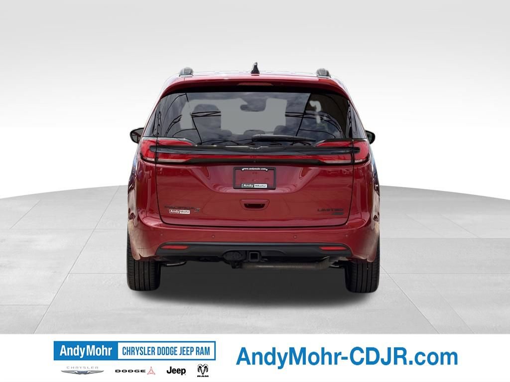 Used 2025 Chrysler Pacifica Limited w/ Uconnect Theater Family Group AWD/4WD image 6