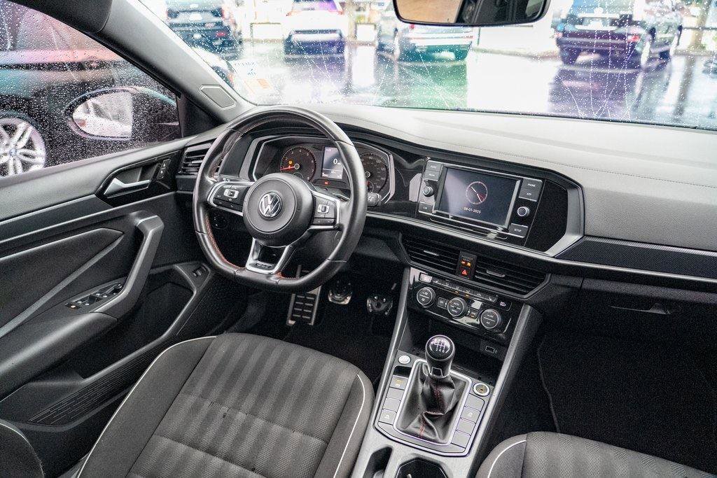 Used 2019 Volkswagen Jetta GLI image 23