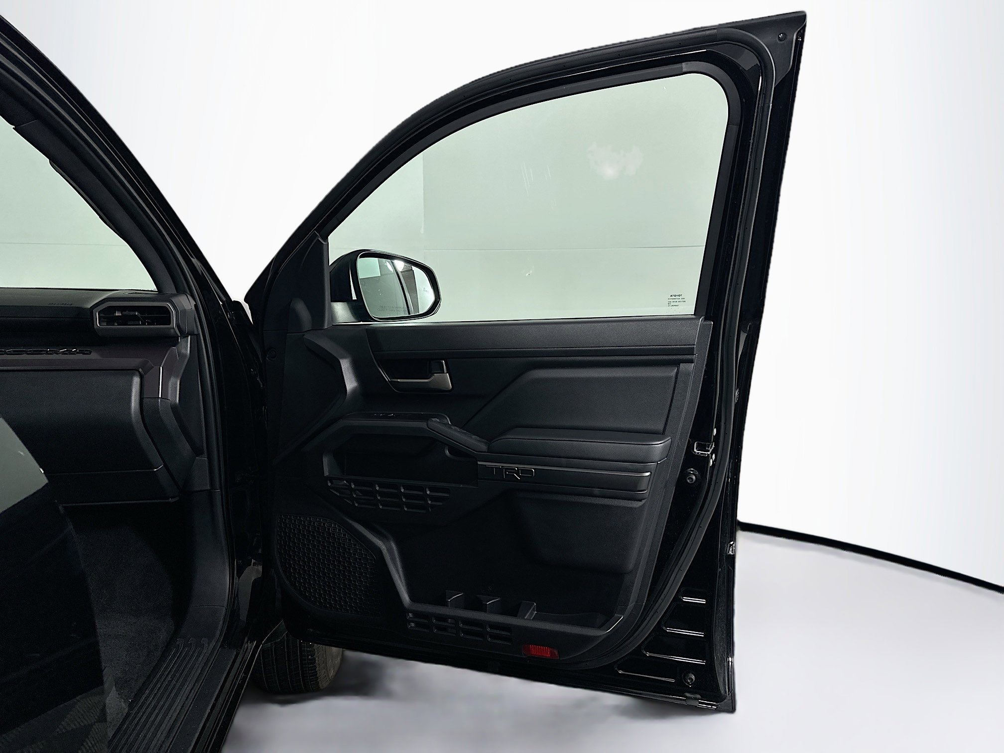 Used 2025 Toyota Tacoma TRD Sport image 30