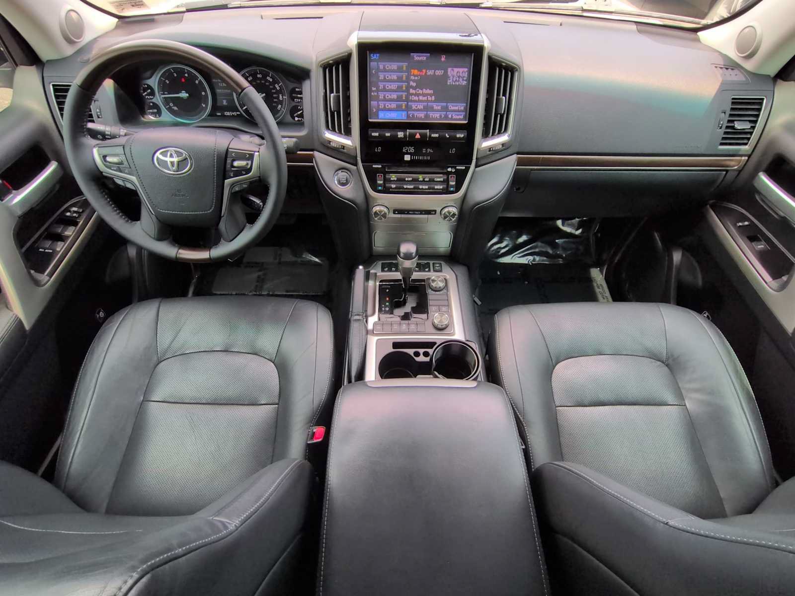 Used 2018 Toyota Land Cruiser AWD/4WD image 16
