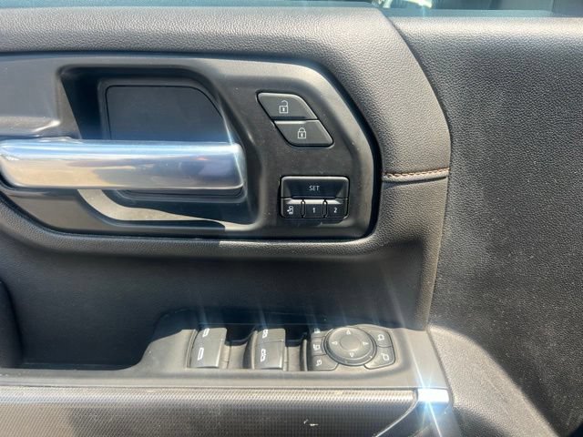 Used 2023 GMC Sierra 2500 AT4 w/ Gooseneck/5TH Wheel Package AWD/4WD image 16