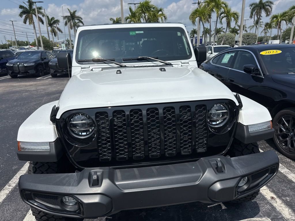 Used 2022 Jeep Gladiator Sport AWD/4WD image 4
