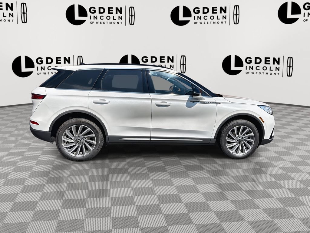 Certified 2025 Lincoln Corsair Reserve w/ Equipment Group 202A AWD/4WD image 9