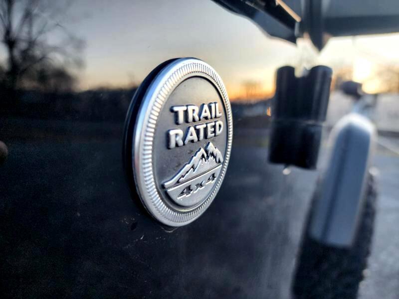 Used 2015 Jeep Wrangler Sport image 36