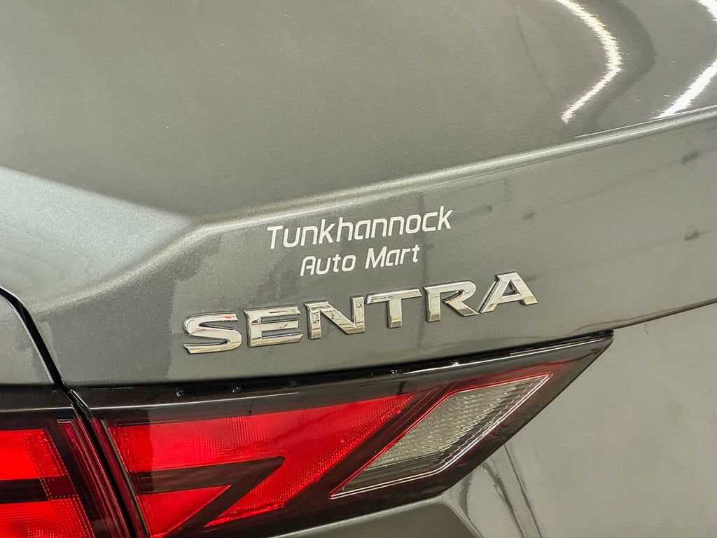 Used 2024 Nissan Sentra SV FWD image 16