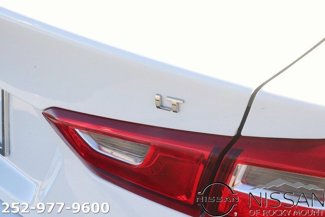 Used 2024 Chevrolet Malibu LT image 8