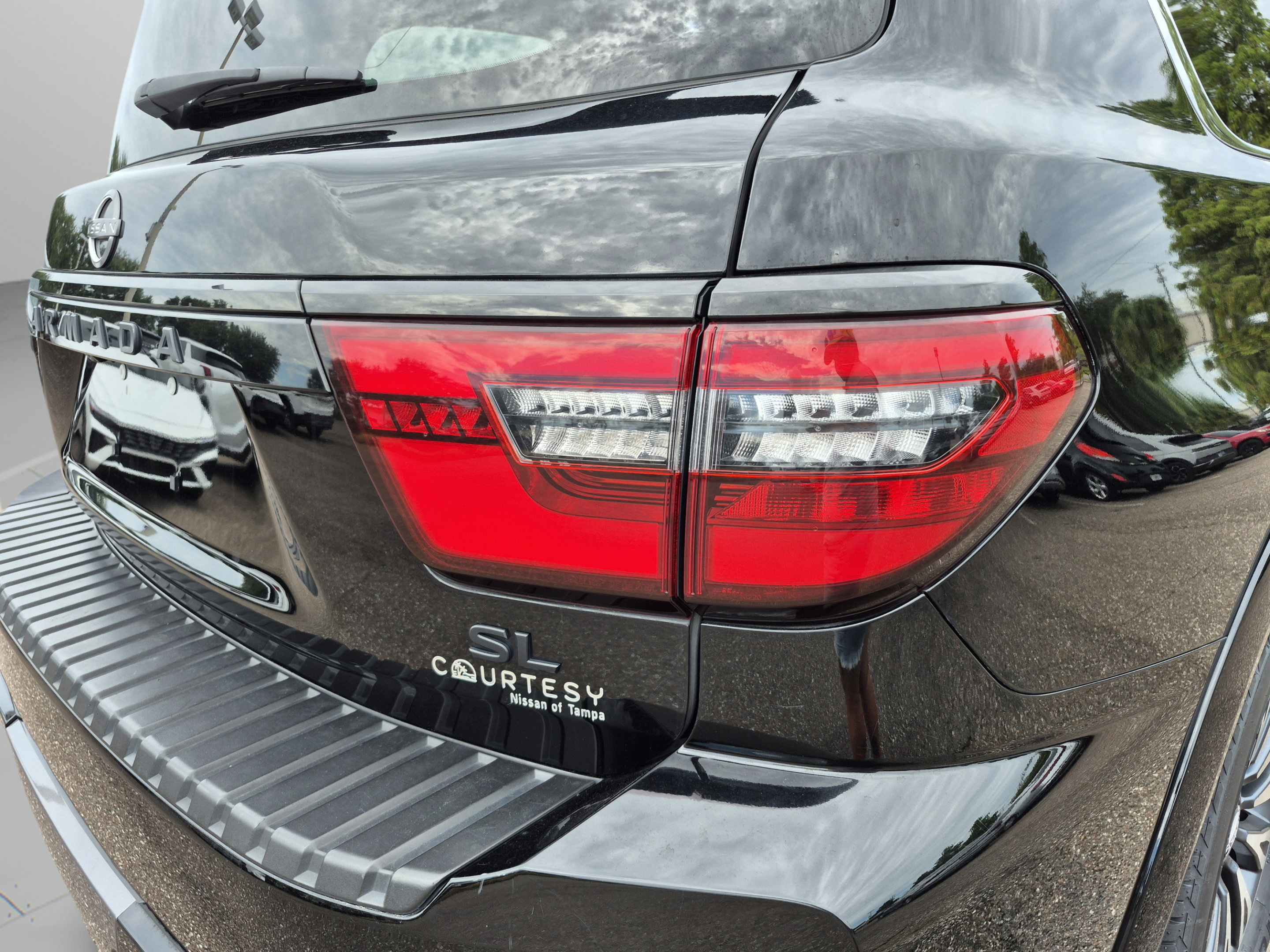 Certified 2023 Nissan Armada SL w/ Midnight Edition Package RWD image 38