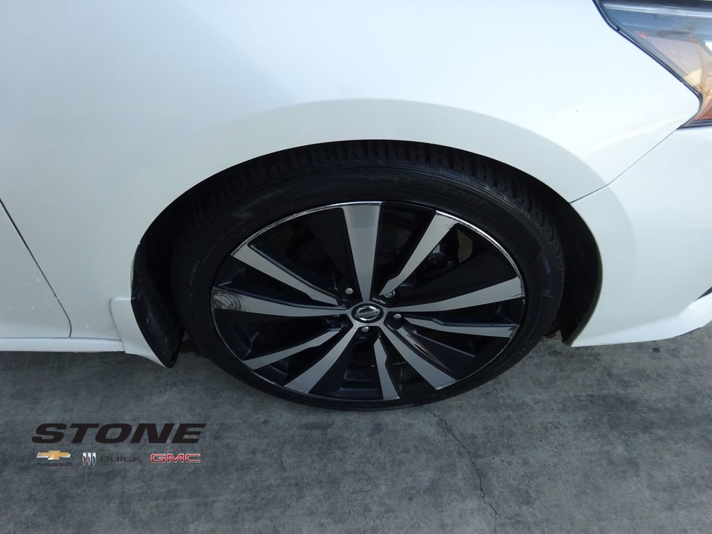 Used 2019 Nissan Altima 2.5 Platinum image 10
