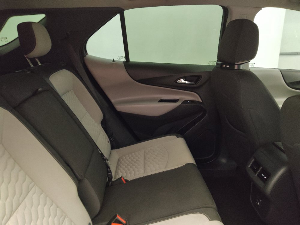 Used 2019 Chevrolet Equinox LS FWD image 19