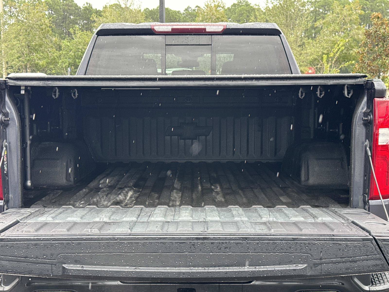 Used 2022 Chevrolet Silverado 1500 LT Trail Boss w/ LT Trail Boss Premium Package AWD/4WD image 5