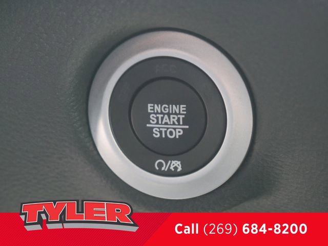 New 2026 Chrysler Pacifica Select FWD image 29