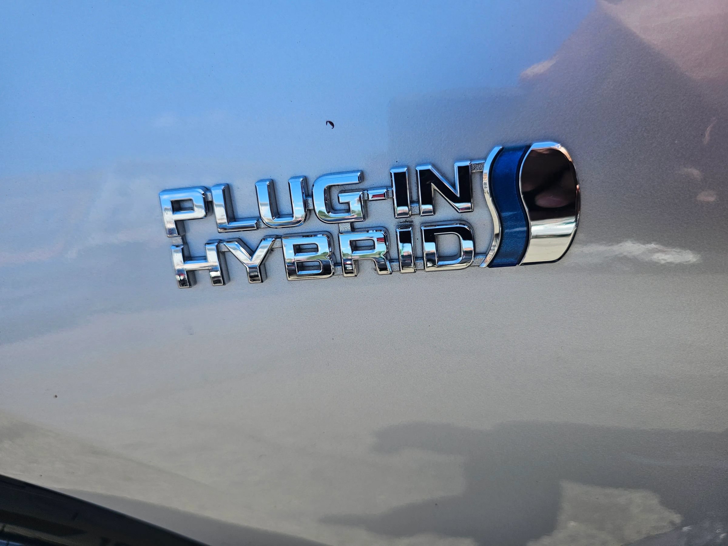 Used 2021 Toyota Prius Prime XLE w/ Carpet Mat Package (TMS) FWD image 37