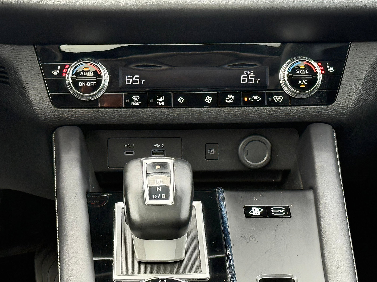 Used 2024 Mitsubishi Outlander Ralliart image 23