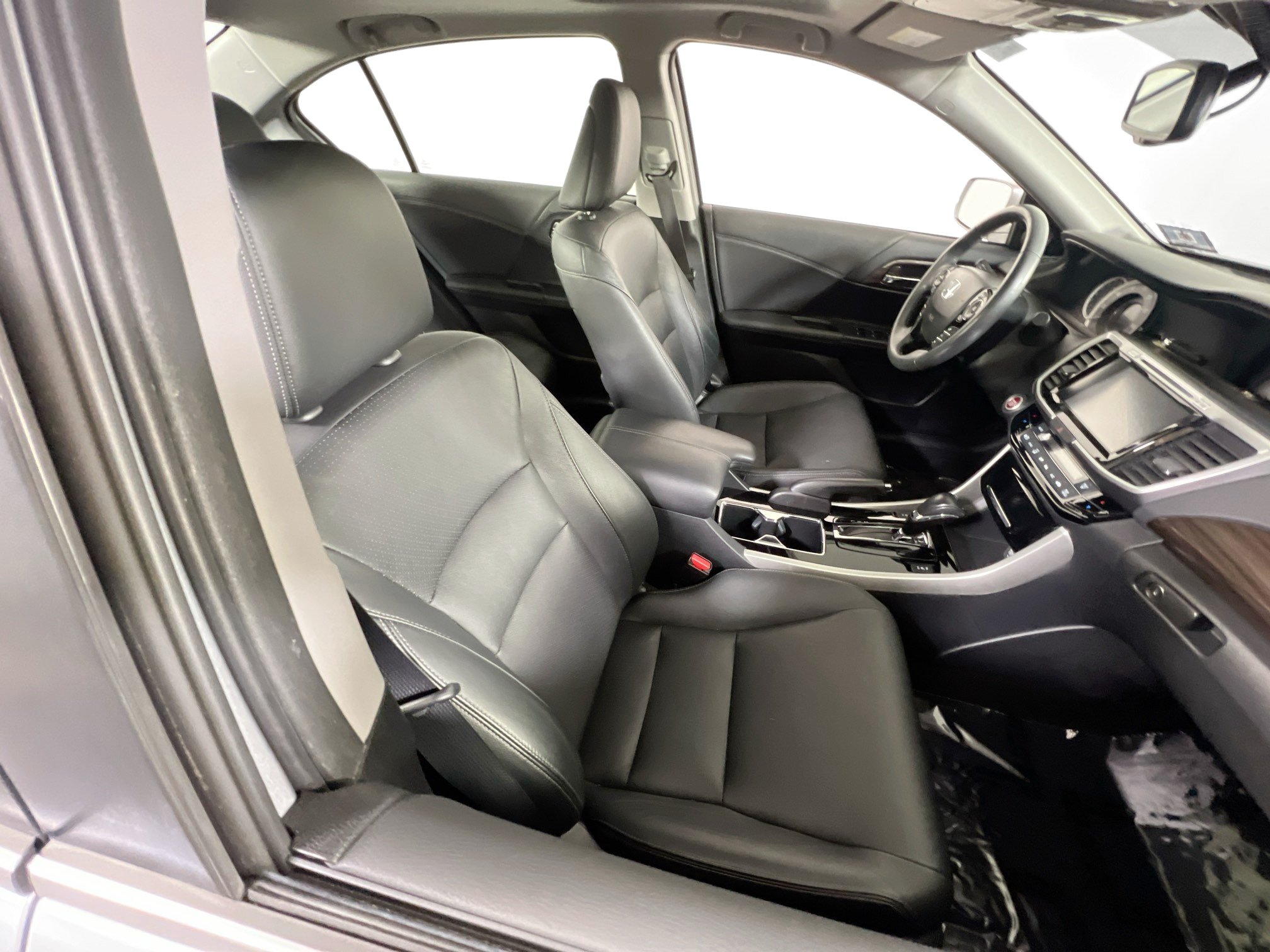 Used 2016 Honda Accord EX-L image 28