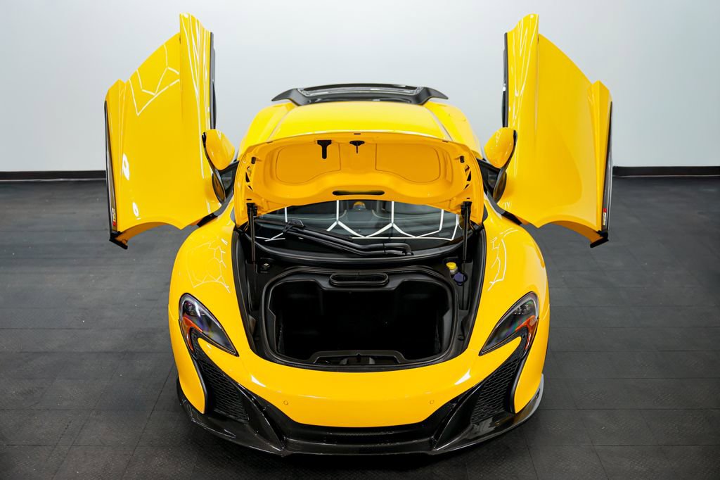 Used 2015 McLaren 650S Coupe image 9