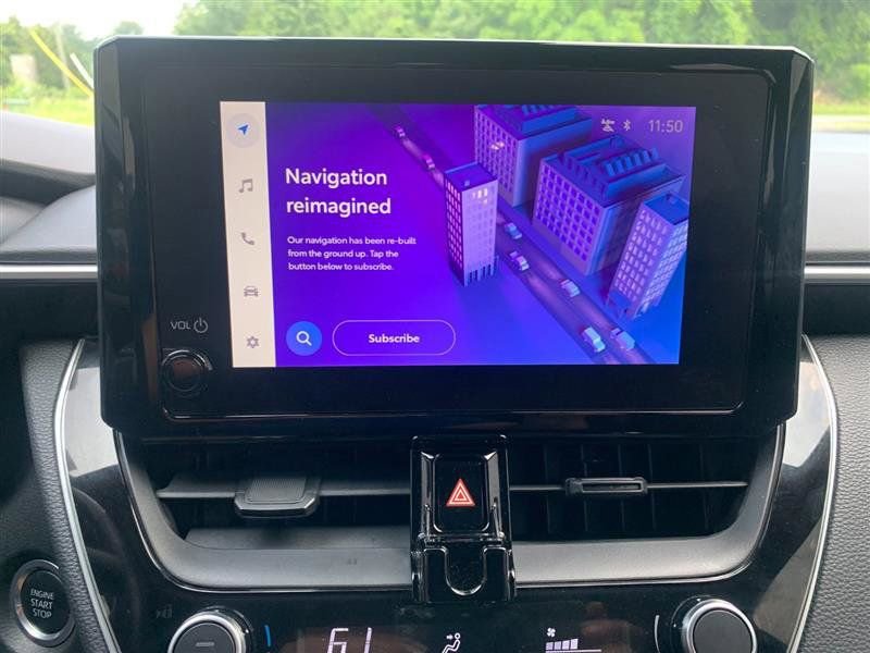 Used 2023 Toyota Corolla SE w/ SE Premium Package image 21