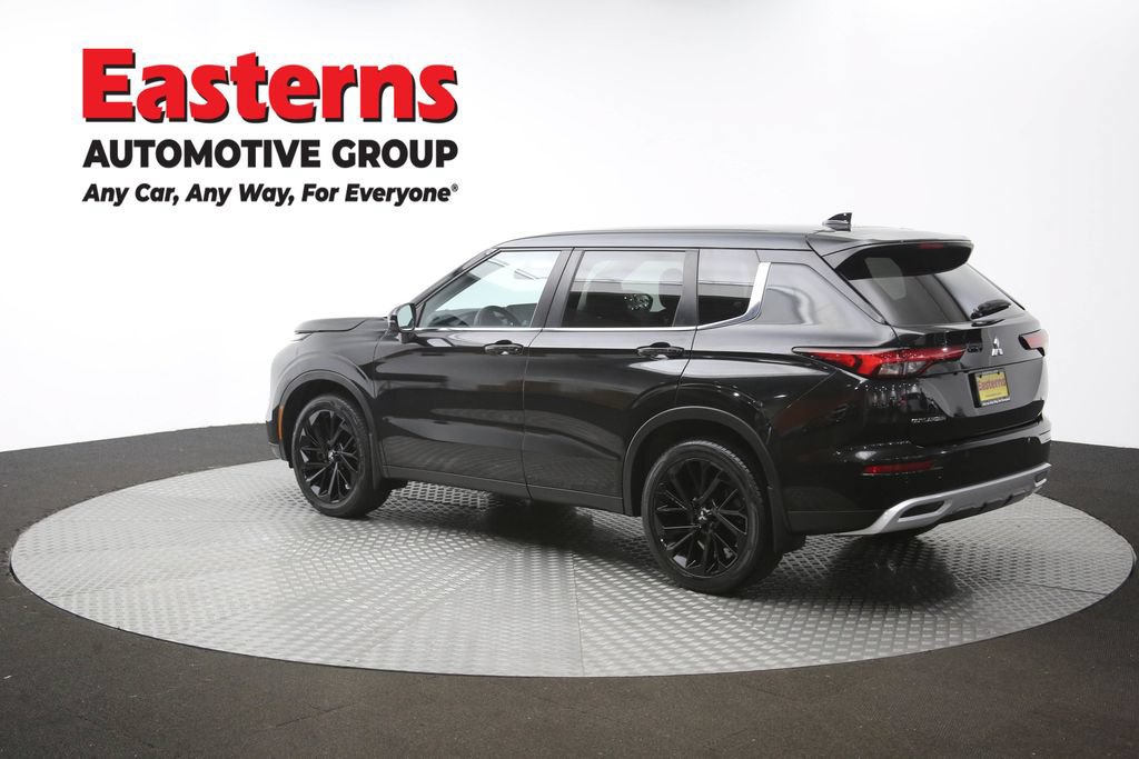 Used 2024 Mitsubishi Outlander SE AWD/4WD image 63
