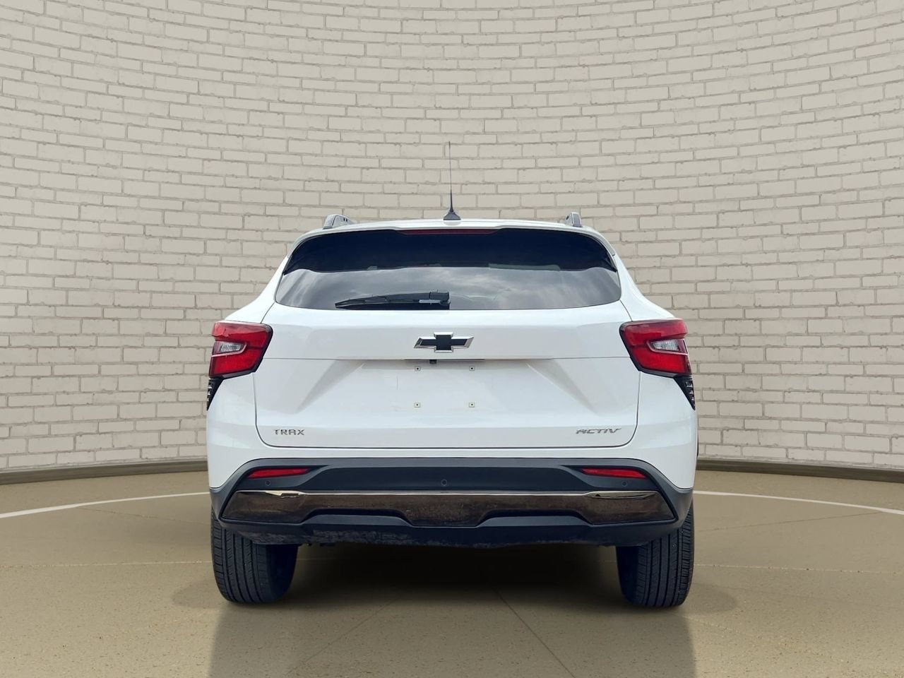 Used 2024 Chevrolet Trax ACTIV w/ Sunroof Package FWD image 6