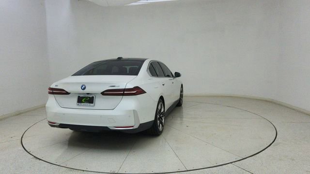 Used 2025 BMW i5 xDrive40 w/ Premium Package AWD/4WD image 73