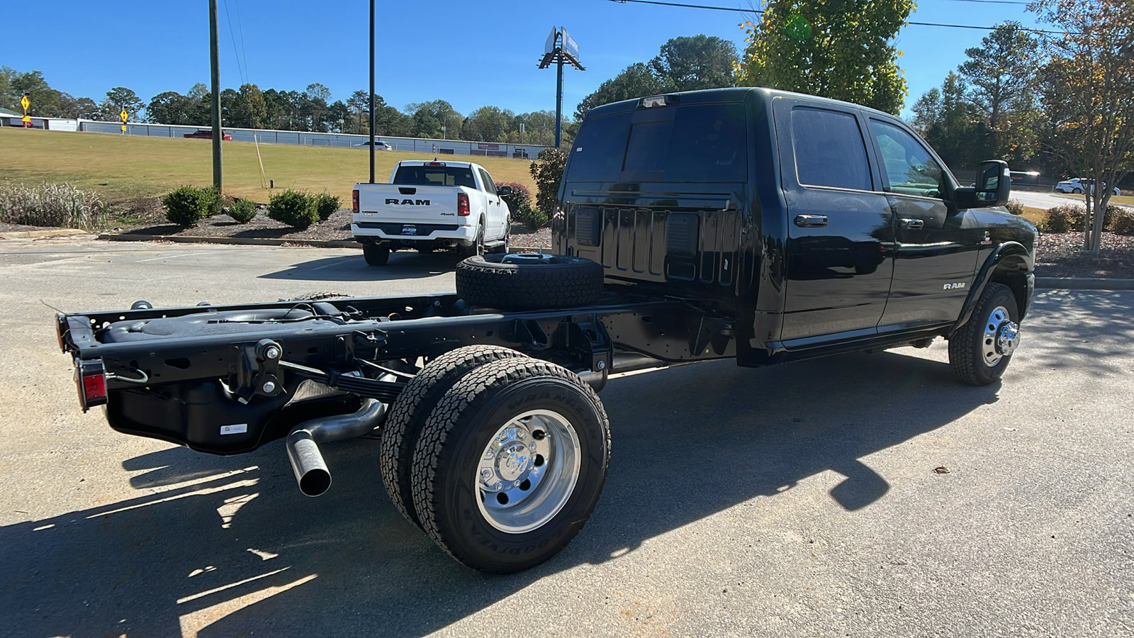 New 2026 RAM 3500 Big Horn w/ Laramie Trim Package image 8