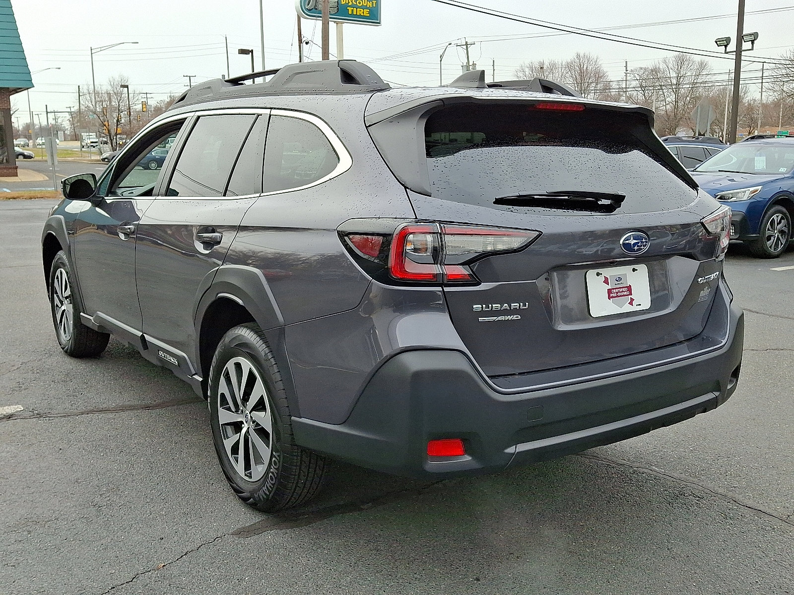 Certified 2024 Subaru Outback Premium image 4