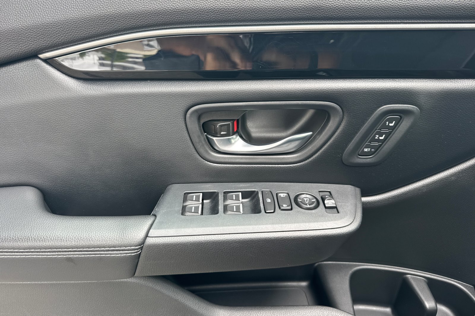 Used 2024 Honda Pilot EX-L image 8