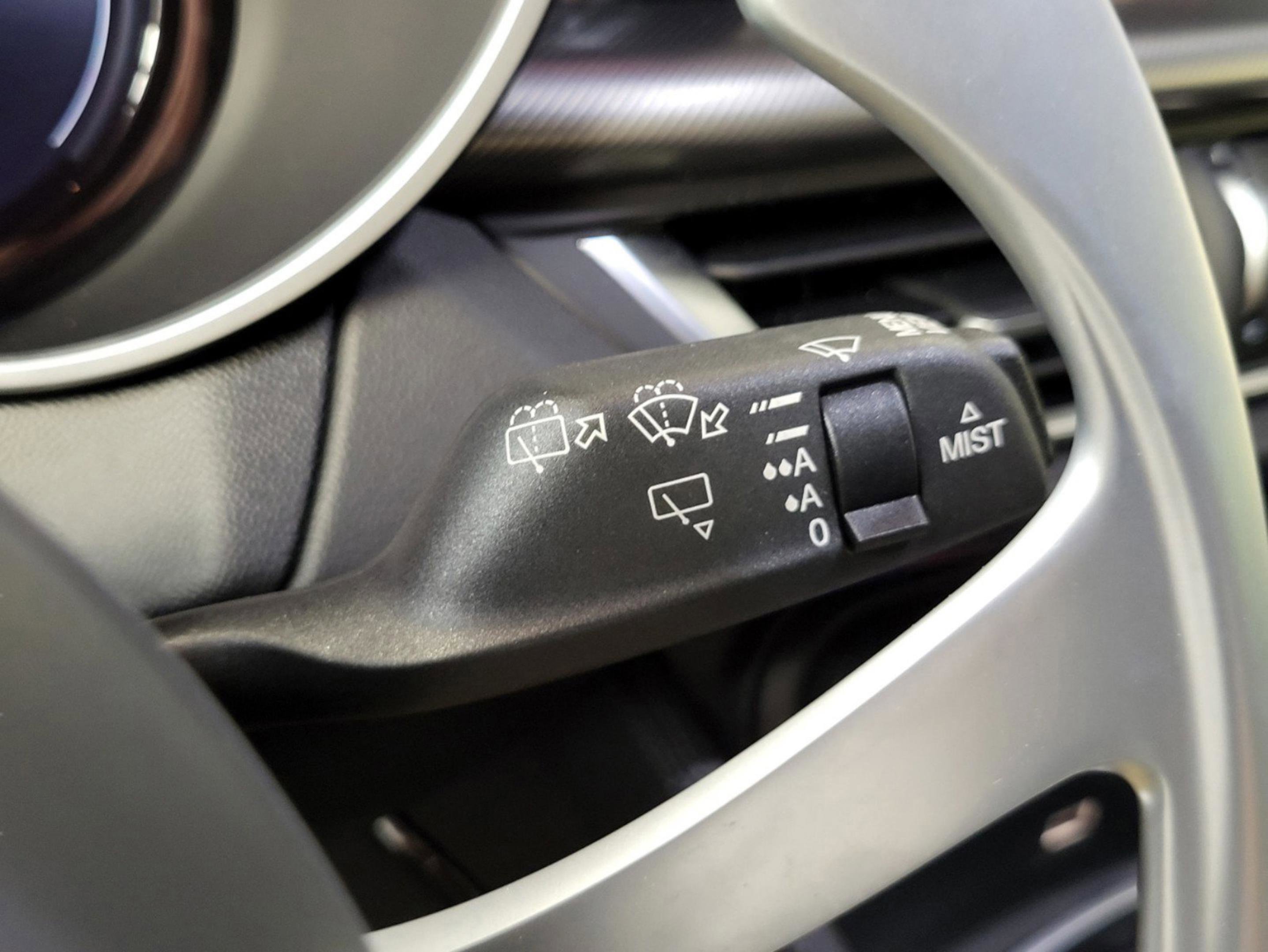 New 2025 Alfa Romeo Stelvio Sprint image 42