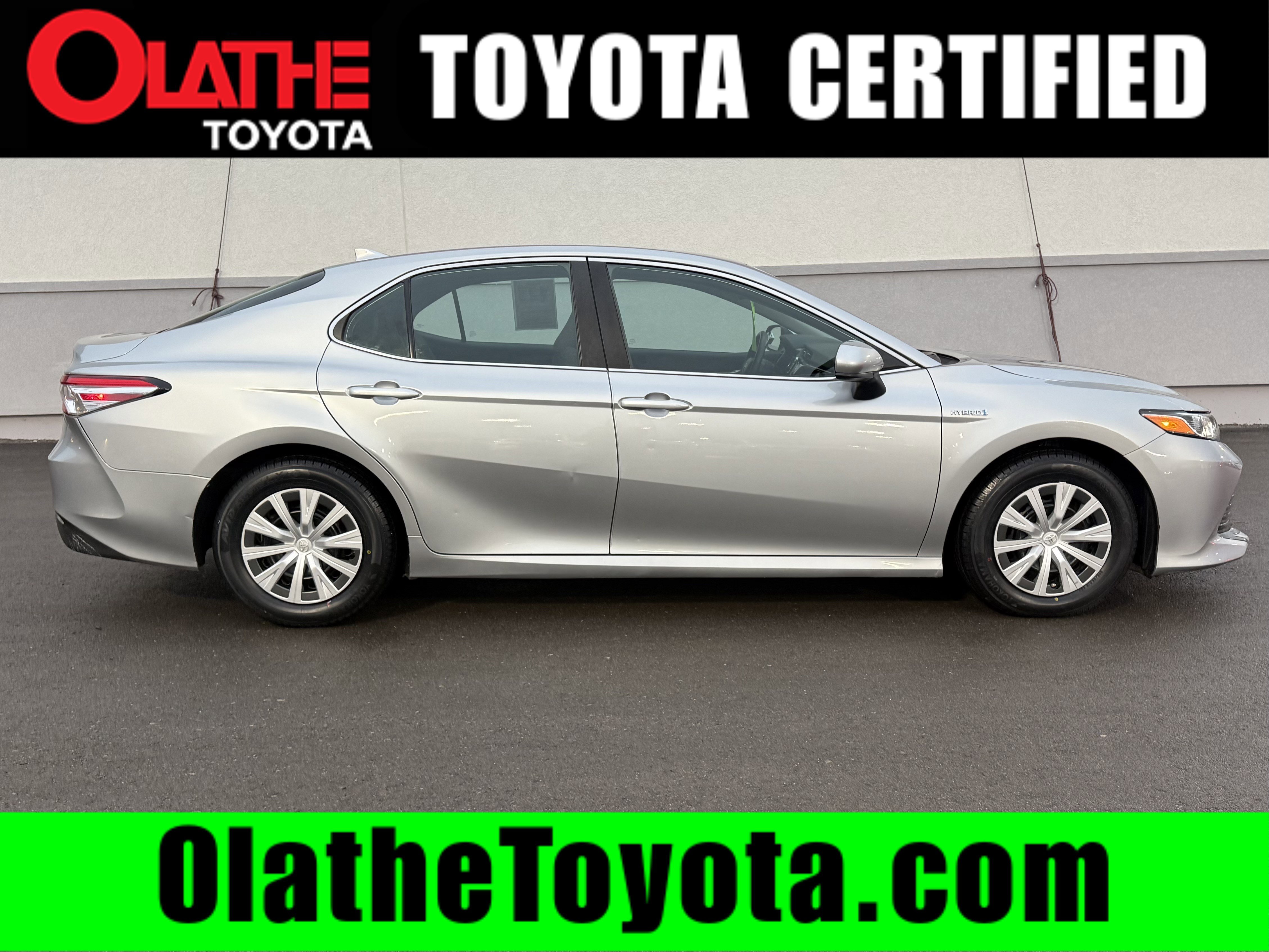 Certified 2019 Toyota Camry LE image 1