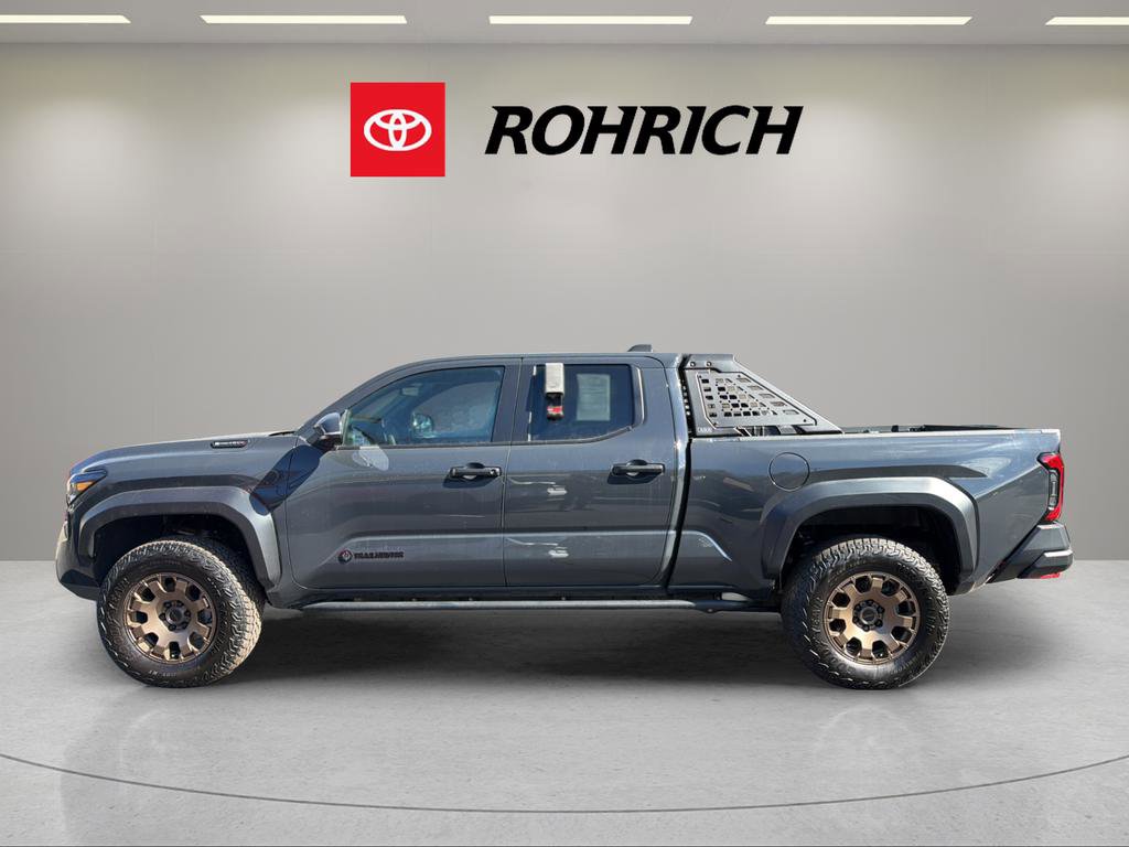 Used 2025 Toyota Tacoma Trailhunter w/ Tow Tech Package image 9