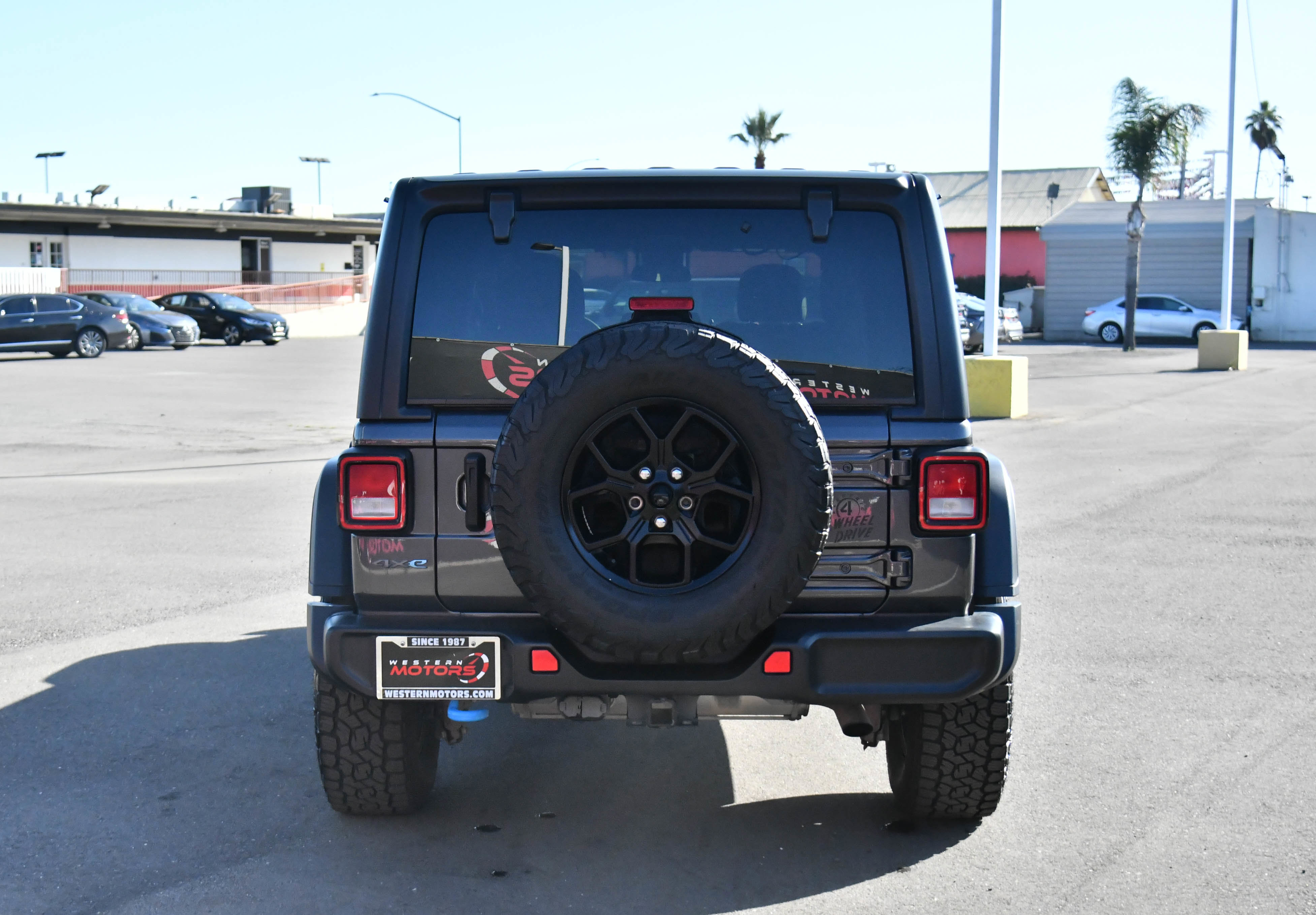 Used 2024 Jeep Wrangler Willys image 7