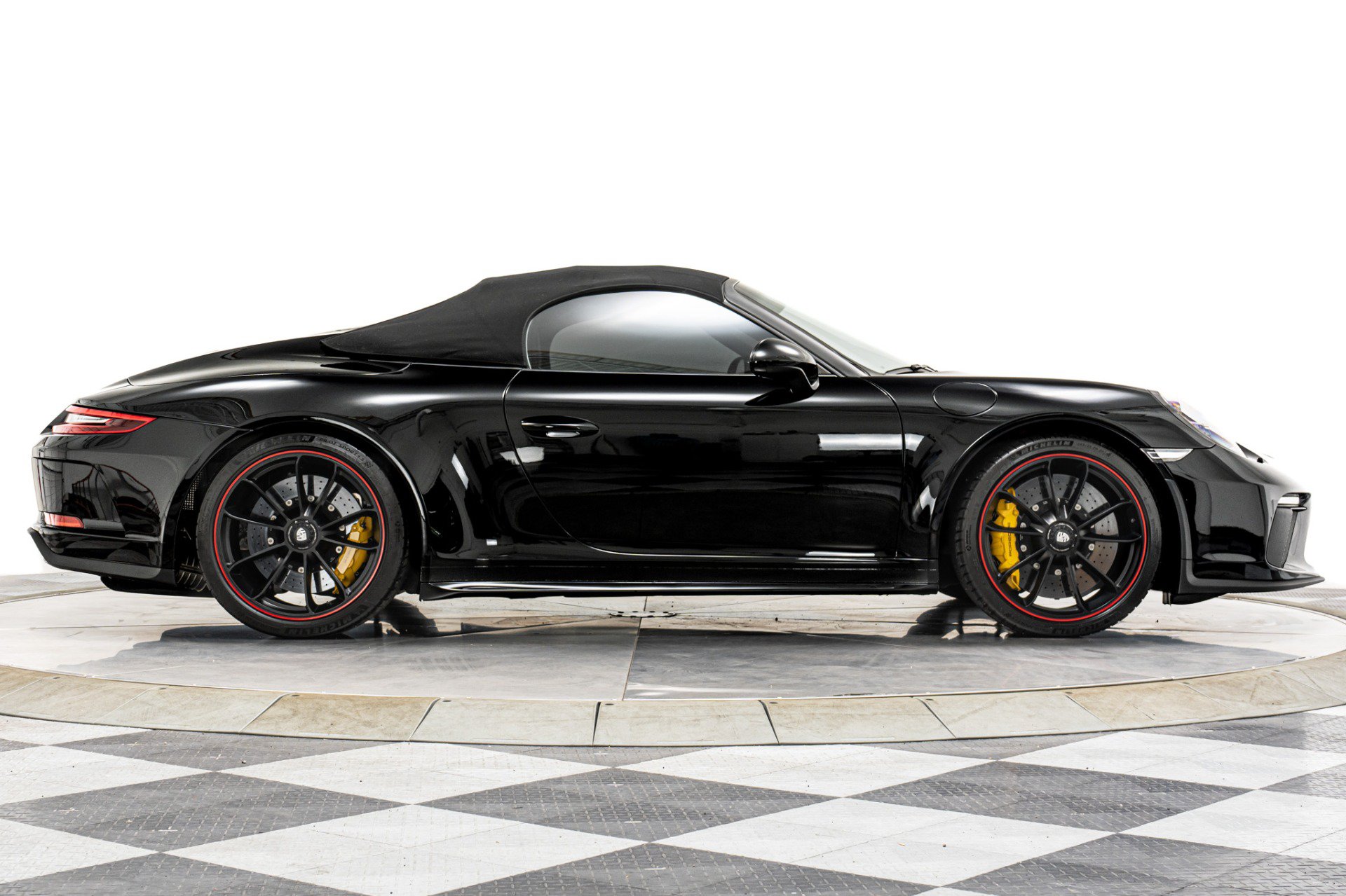 Used 2019 Porsche 911 Speedster RWD image 18