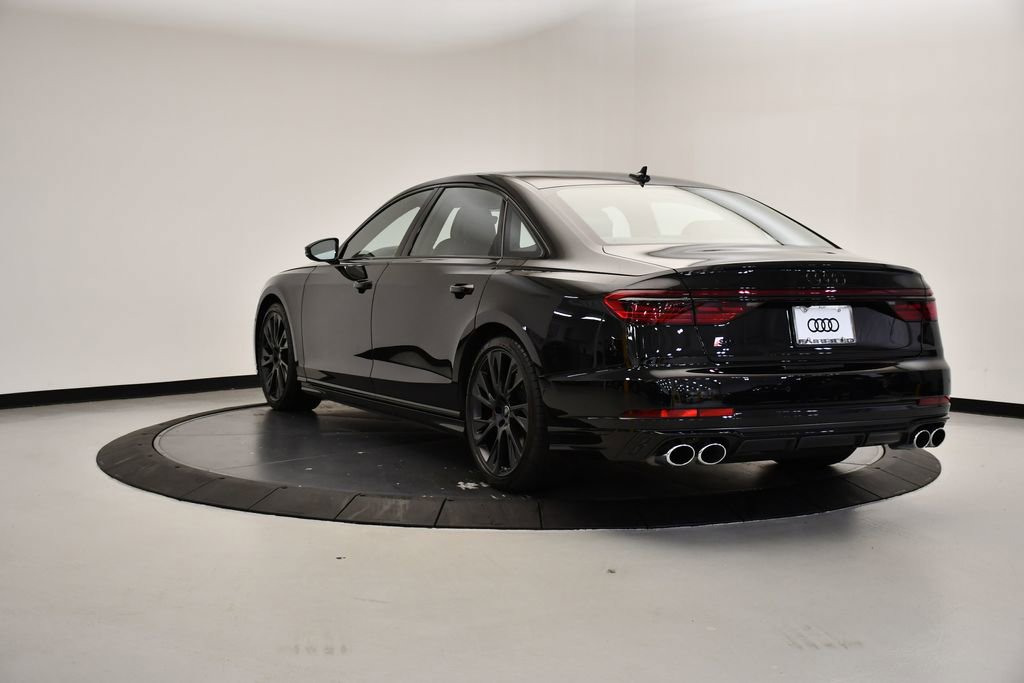 Used 2025 Audi S8 image 3