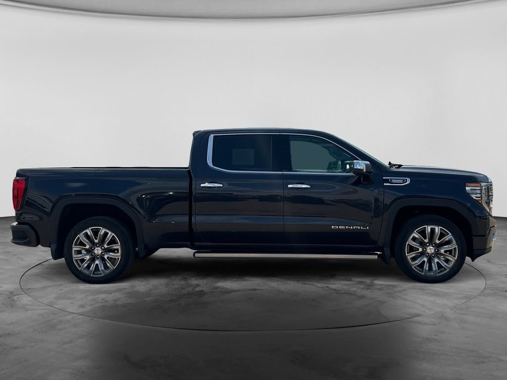 Used 2023 GMC Sierra 1500 Denali w/ Denali Reserve Package AWD/4WD image 11