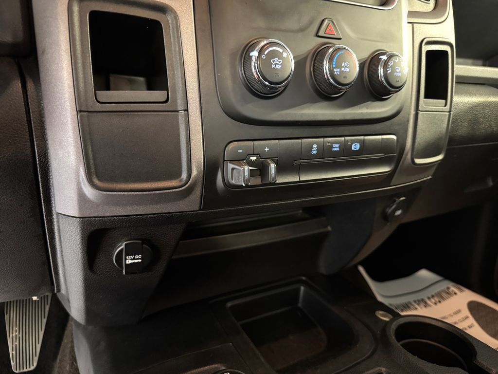 Used 2014 RAM 2500 Tradesman w/ Chrome Appearance Group AWD/4WD image 30