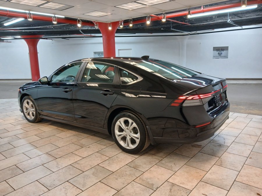 Used 2024 Honda Accord LX image 4