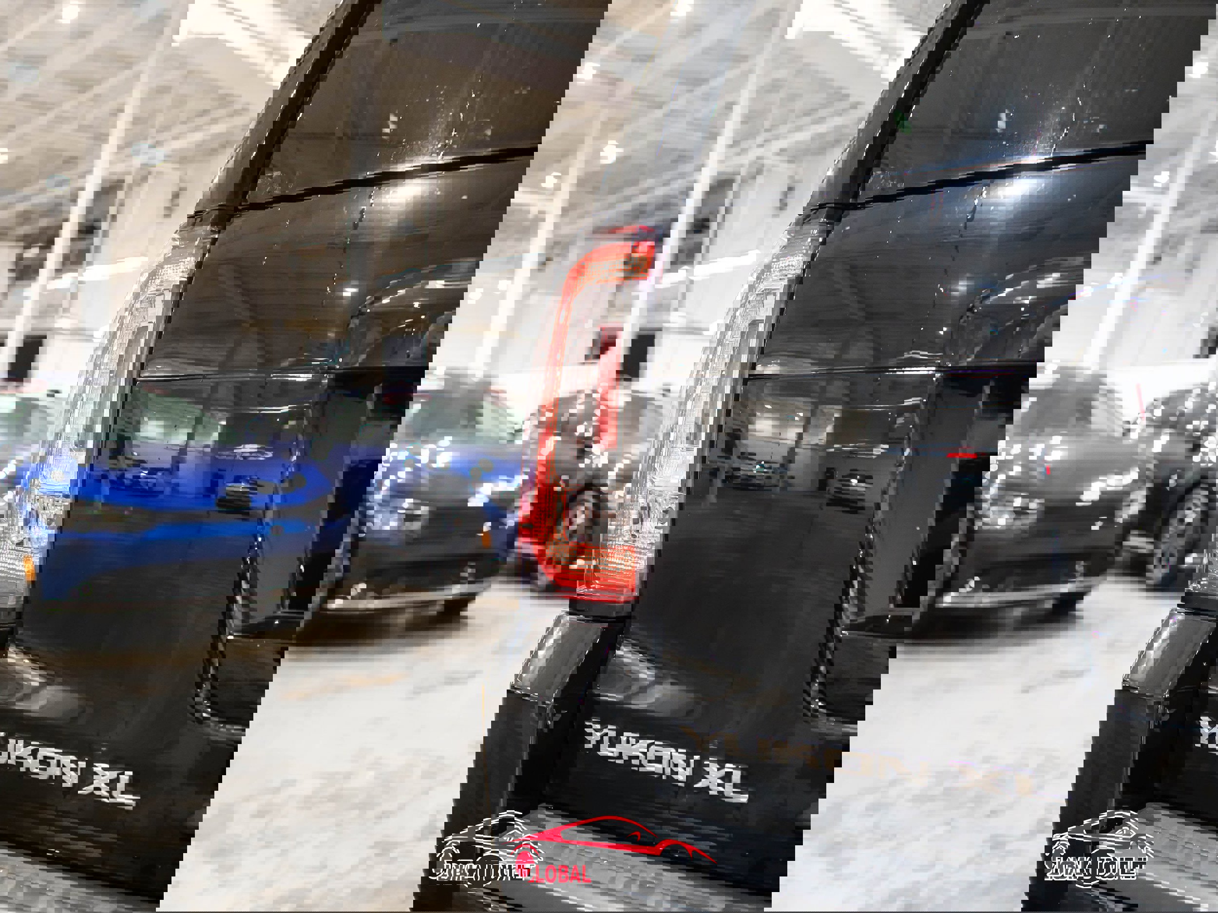 Used 2019 GMC Yukon XL SLT w/ Premium Edition image 47