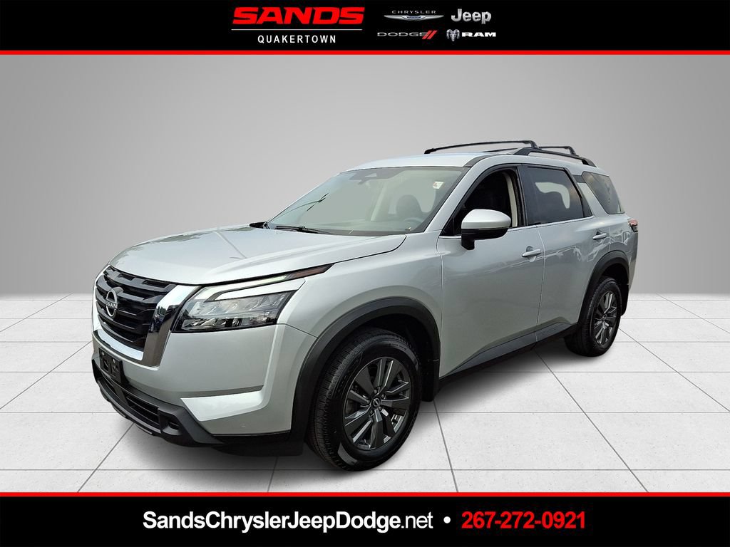 Used 2024 Nissan Pathfinder SV AWD/4WD image 1
