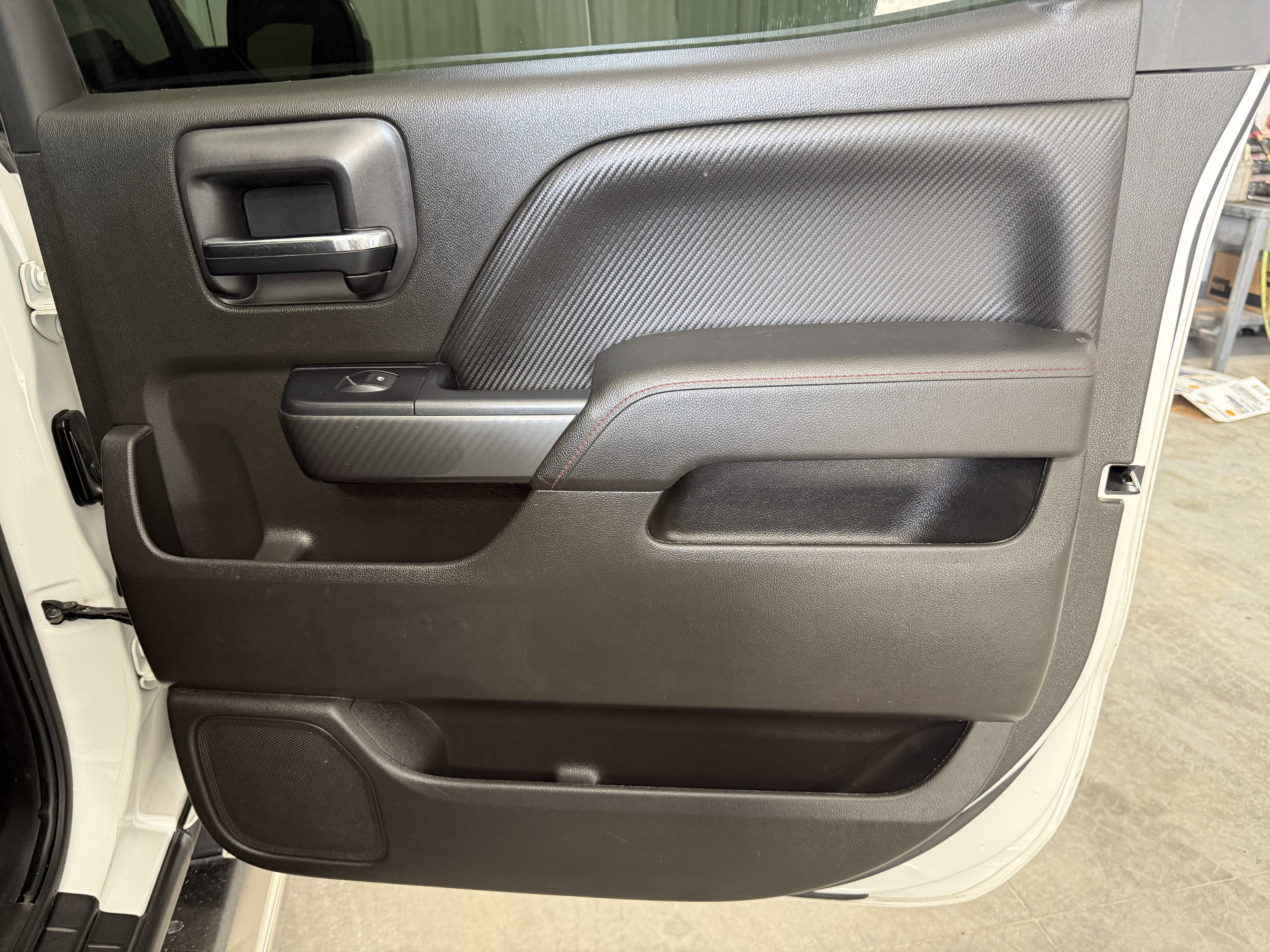 Used 2014 GMC Sierra 1500 SLT w/ All-Terrain Package image 6