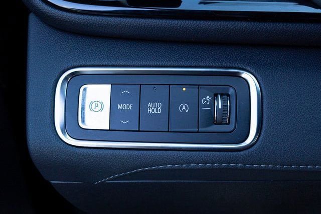 New 2026 Buick Enclave Avenir w/ Super Cruise Package FWD image 10