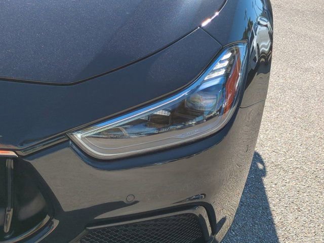 Used 2021 Maserati Ghibli S GranSport image 9